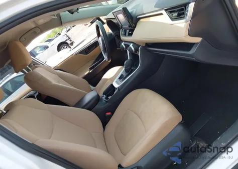 2019 Toyota Rav4 Le z USA, uszkodzony, nr VIN JTMF1RFV0KD045059